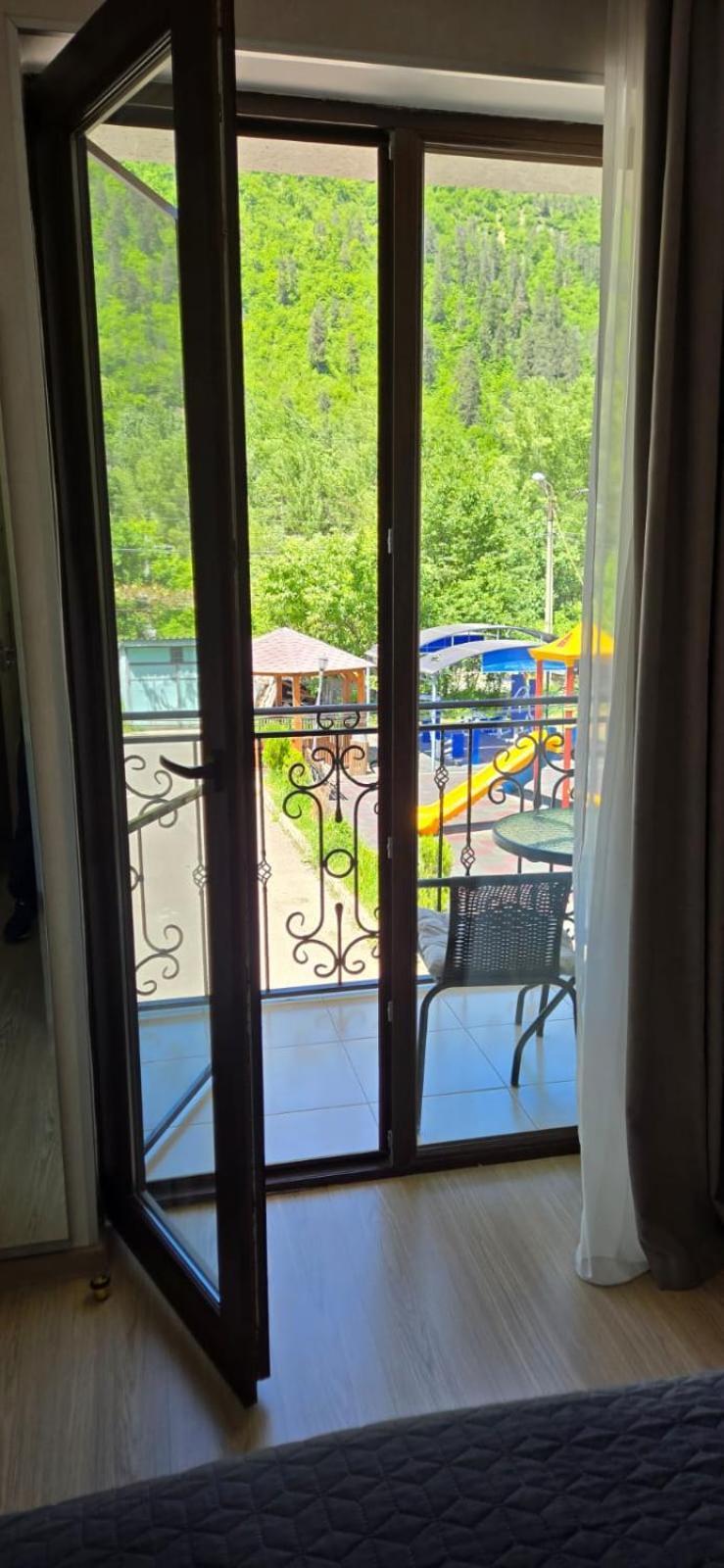 My House Villa Borjomi Ngoại thất bức ảnh